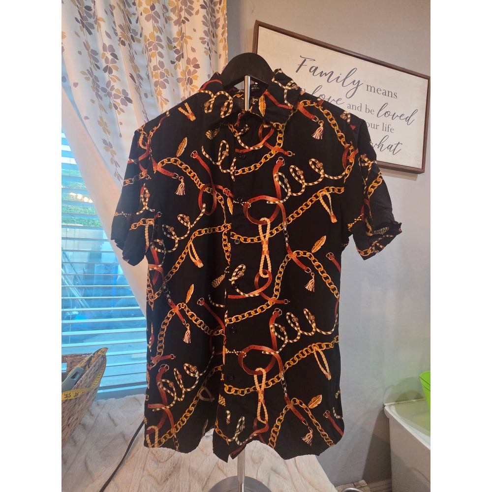 SHEIN‎ Mens Black Gold Chain Belt Print Short Sleeve Button Up Shirt Size M
